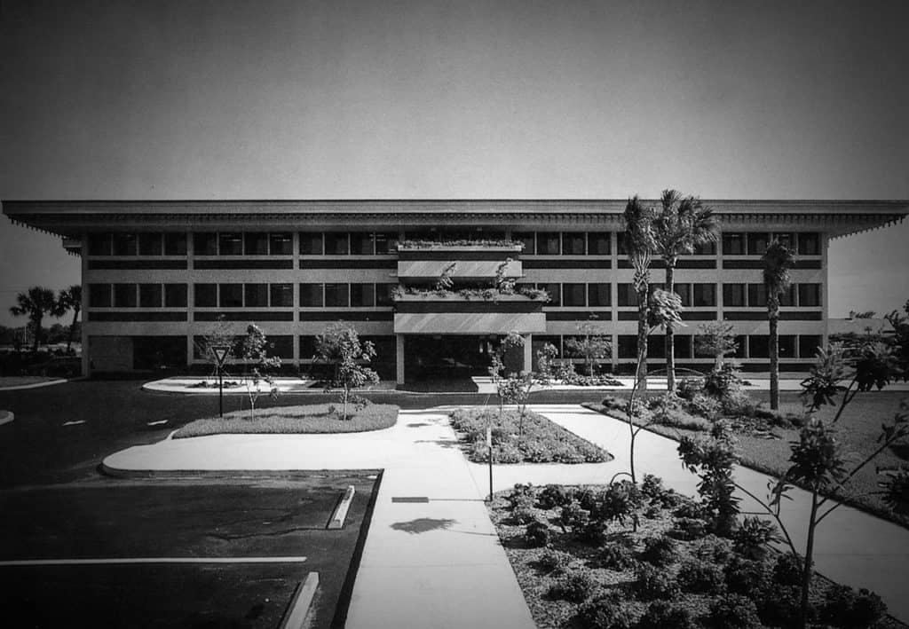 52 Deerfield Moments: #41 - An Automotive Legend